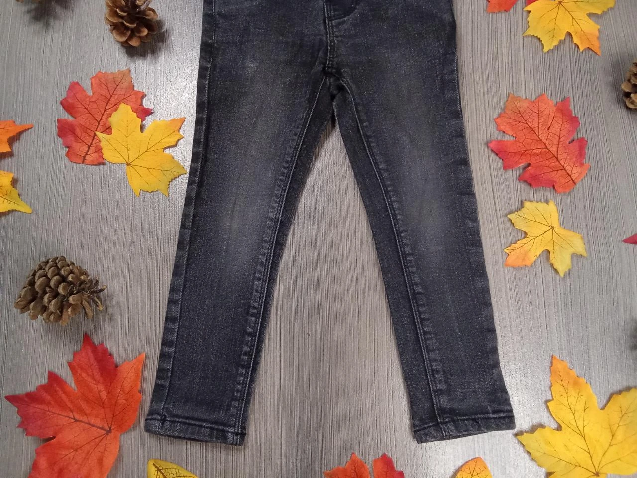 Jeans skinny cinza escuro Kiabi 3 anos – photo 4